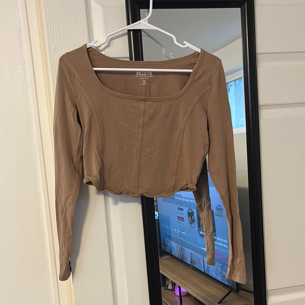 Hollister Brown Crop Fitted Blouse